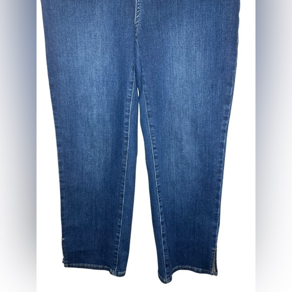 Judy Blue High Rise Straight Leg Cropped Jeans Size 27 - Picture 6 of 13